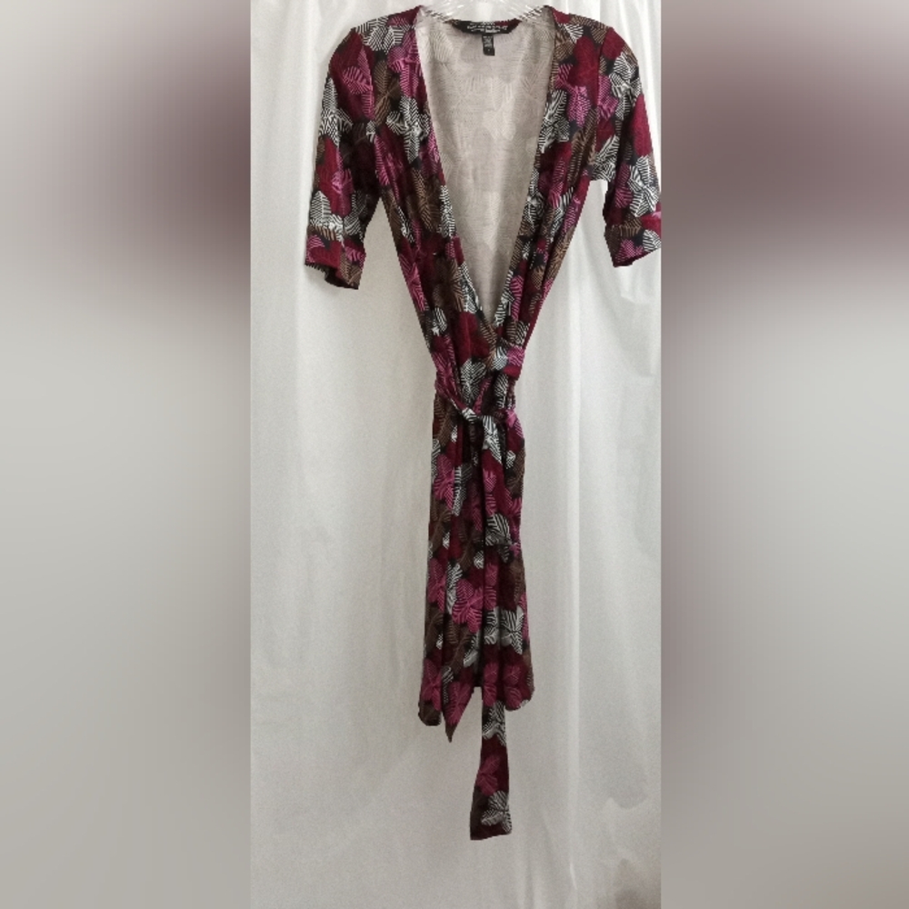 *🌟Diane Von Furstenberg 100% Silk Burgundy/Gray Iconic Wrap Kye Dress- Vintage - Picture 12 of 16